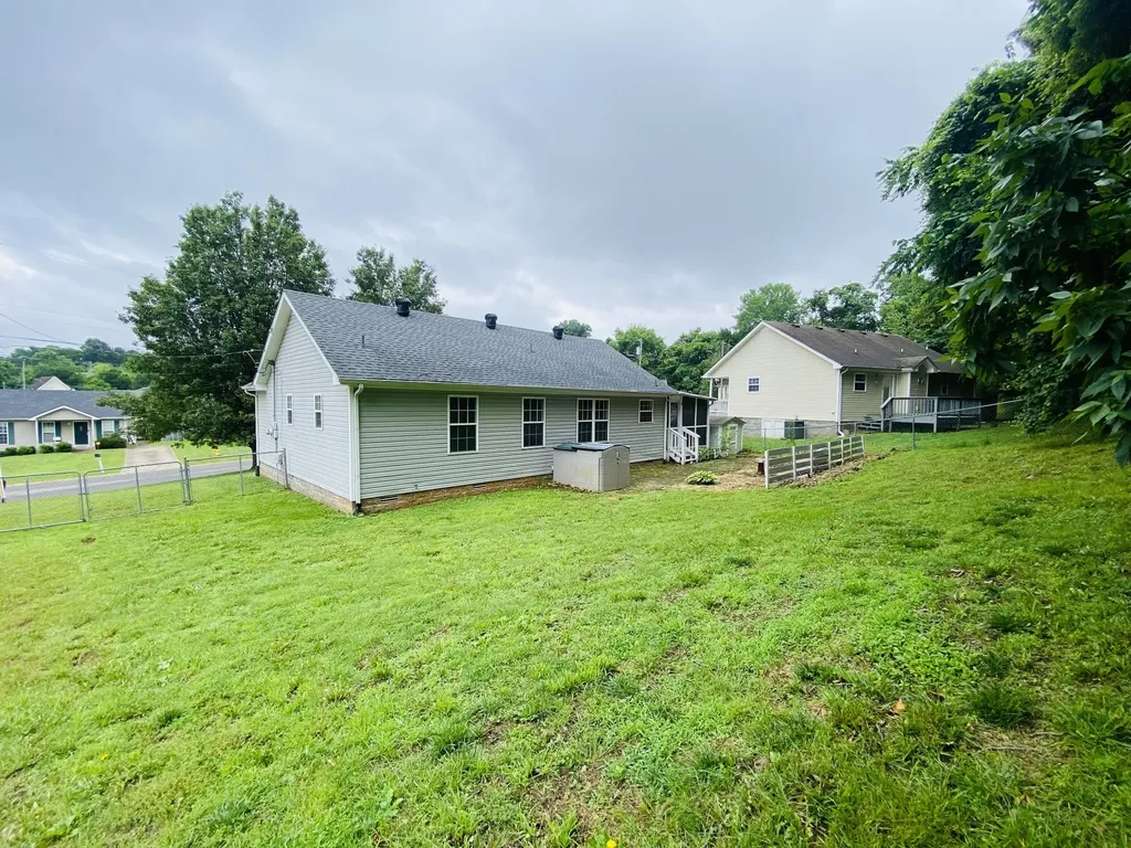 2754 Applemill Court Clarksville TN 37040