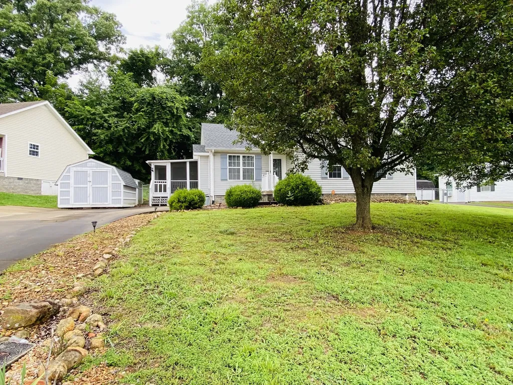 2754 Applemill Court Clarksville TN 37040