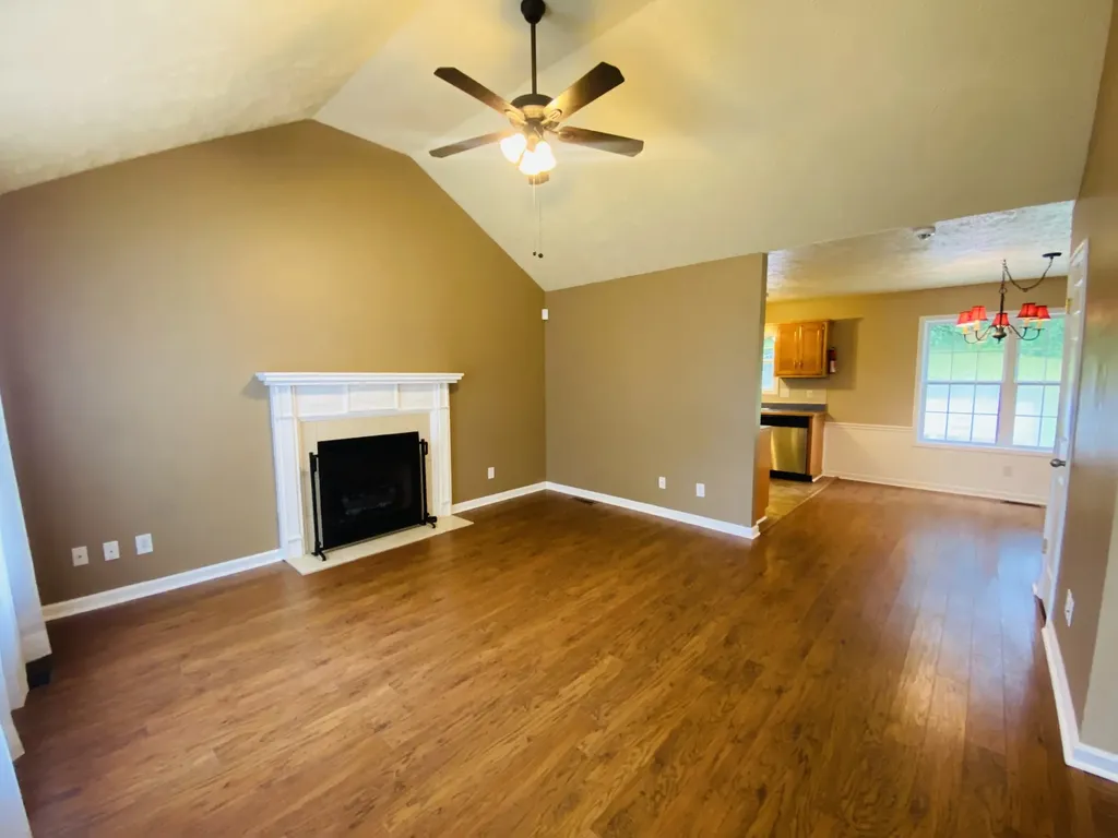 2754 Applemill Court Clarksville TN 37040