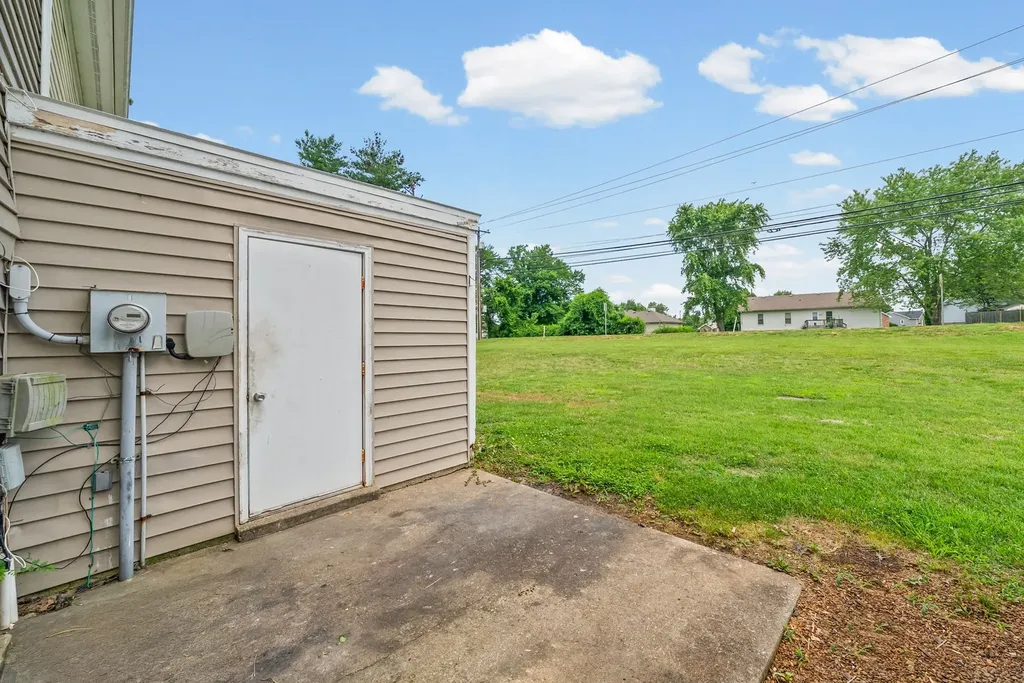 105 Greenland Court Clarksville TN 37042