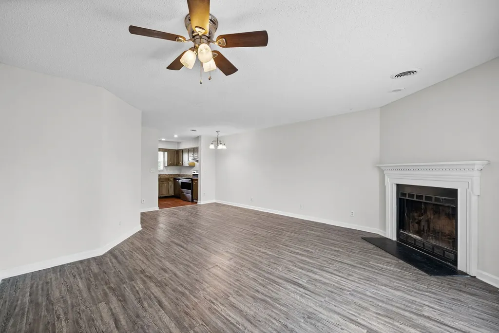 105 Greenland Court Clarksville TN 37042
