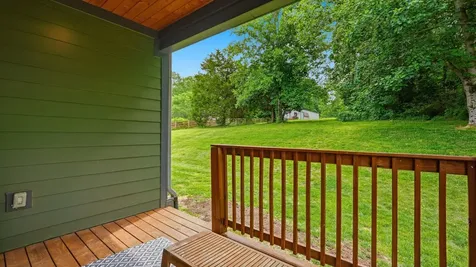 157 Lena Loop Burns TN 37029