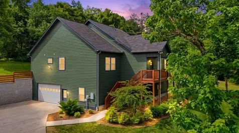 157 Lena Loop Burns TN 37029