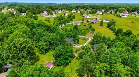 157 Lena Loop Burns TN 37029