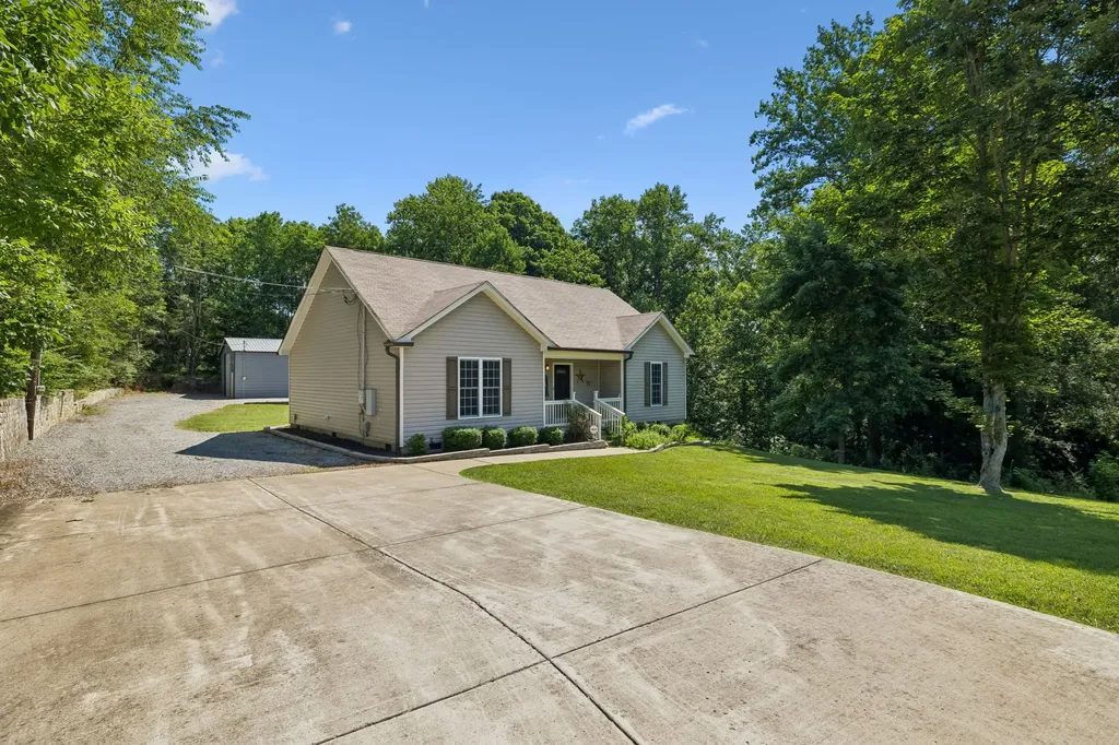 1179 Abernathy Road Ashland City TN 37015