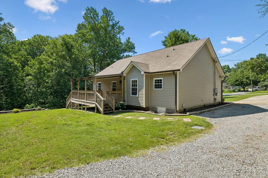1179 Abernathy Road Ashland City TN 37015