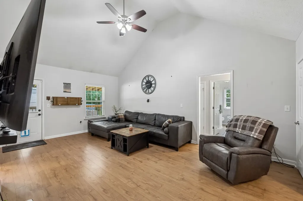 1179 Abernathy Road Ashland City TN 37015