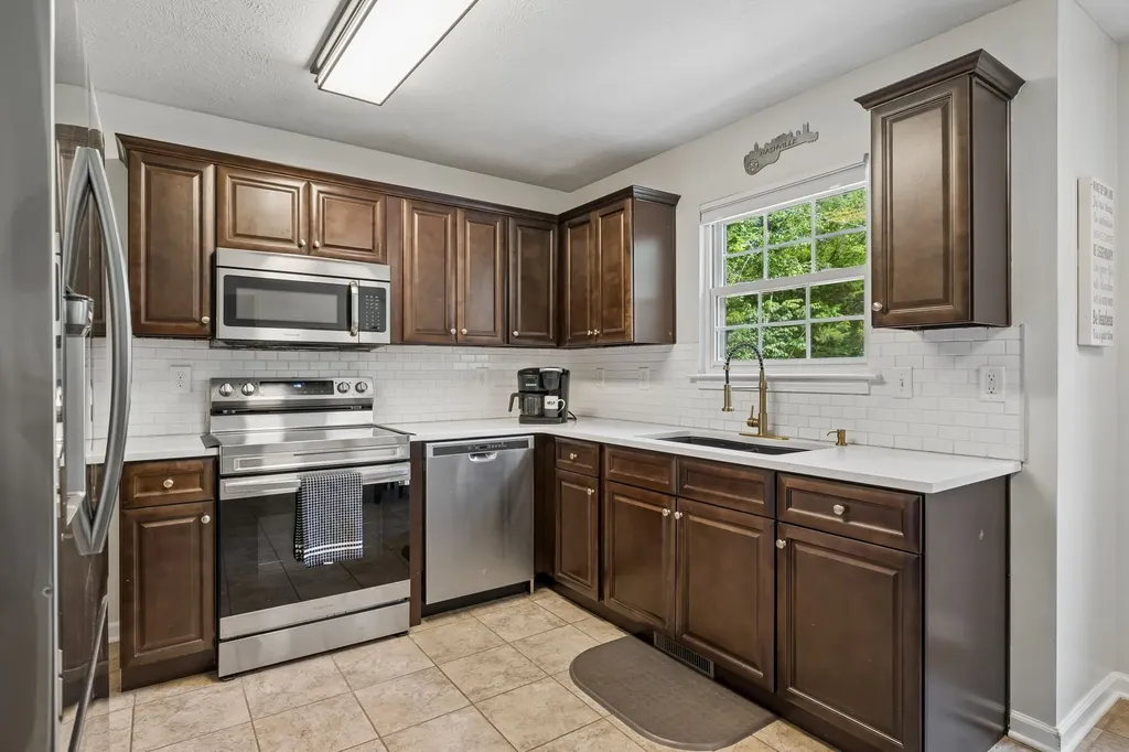 1179 Abernathy Road Ashland City TN 37015