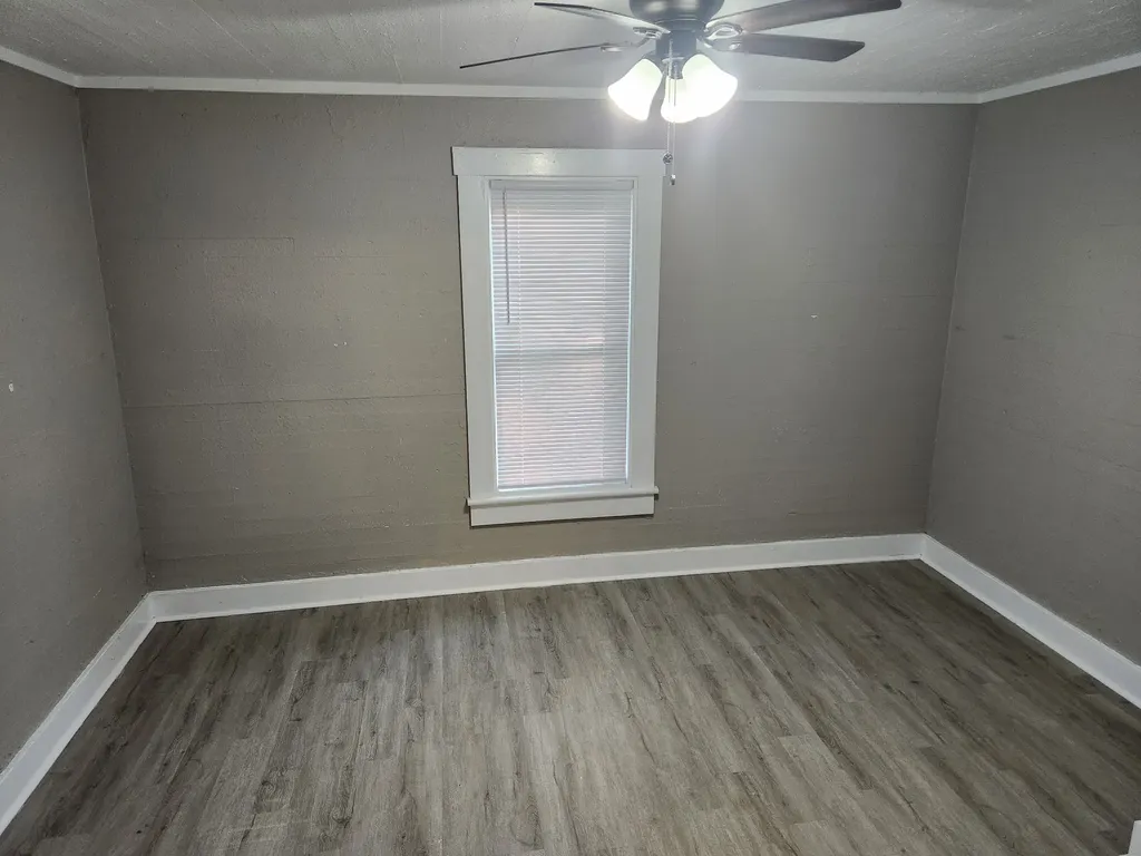 1306 W Lincoln Street Tullahoma TN 37388