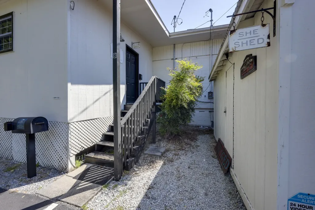 2616 Highway 41, S Greenbrier TN 37073
