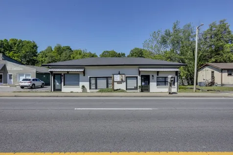 2616 Highway 41, S Greenbrier TN 37073