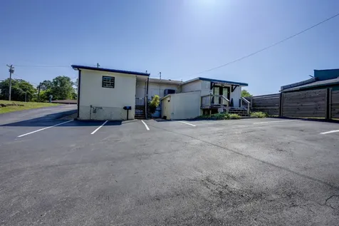 2616 Highway 41, S Greenbrier TN 37073