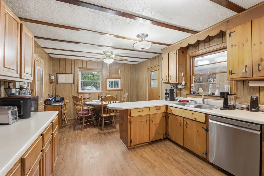 1821 Little Marrowbone Road Ashland City TN 37015