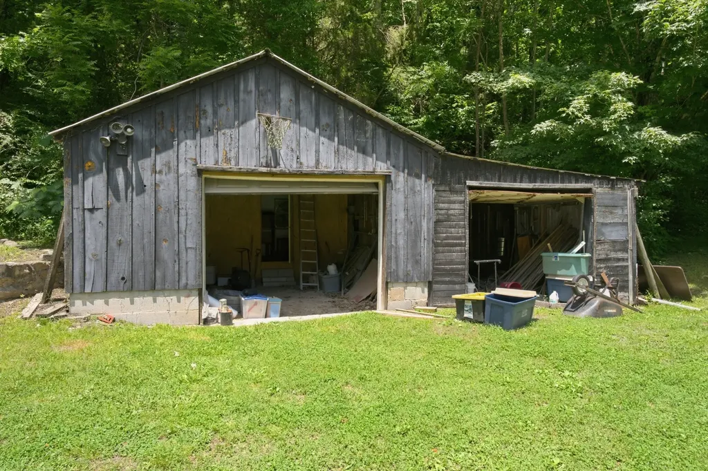 1821 Little Marrowbone Road Ashland City TN 37015