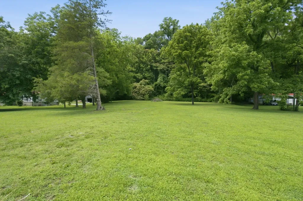 1821 Little Marrowbone Road Ashland City TN 37015