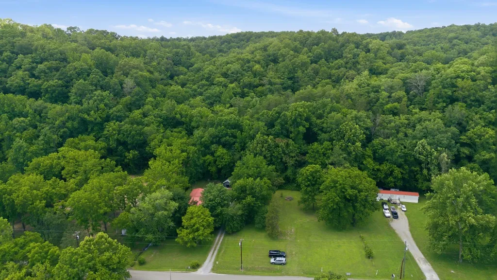 1821 Little Marrowbone Road Ashland City TN 37015