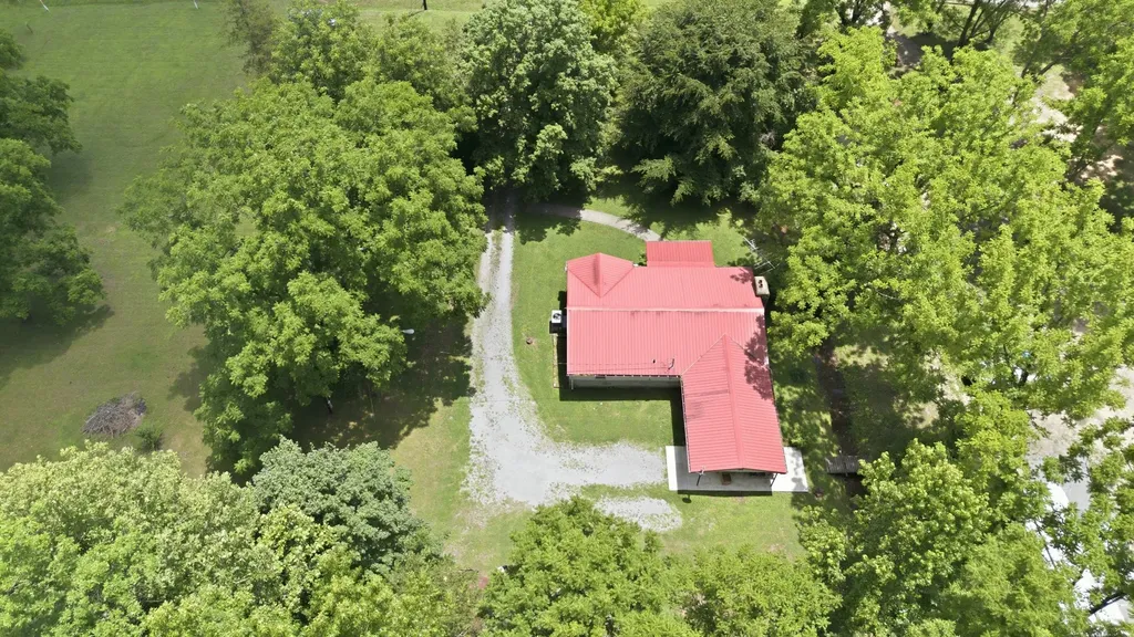 1821 Little Marrowbone Road Ashland City TN 37015