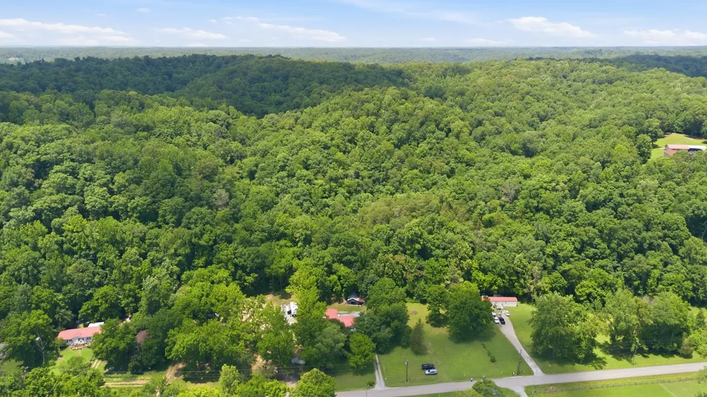 1821 Little Marrowbone Road Ashland City TN 37015