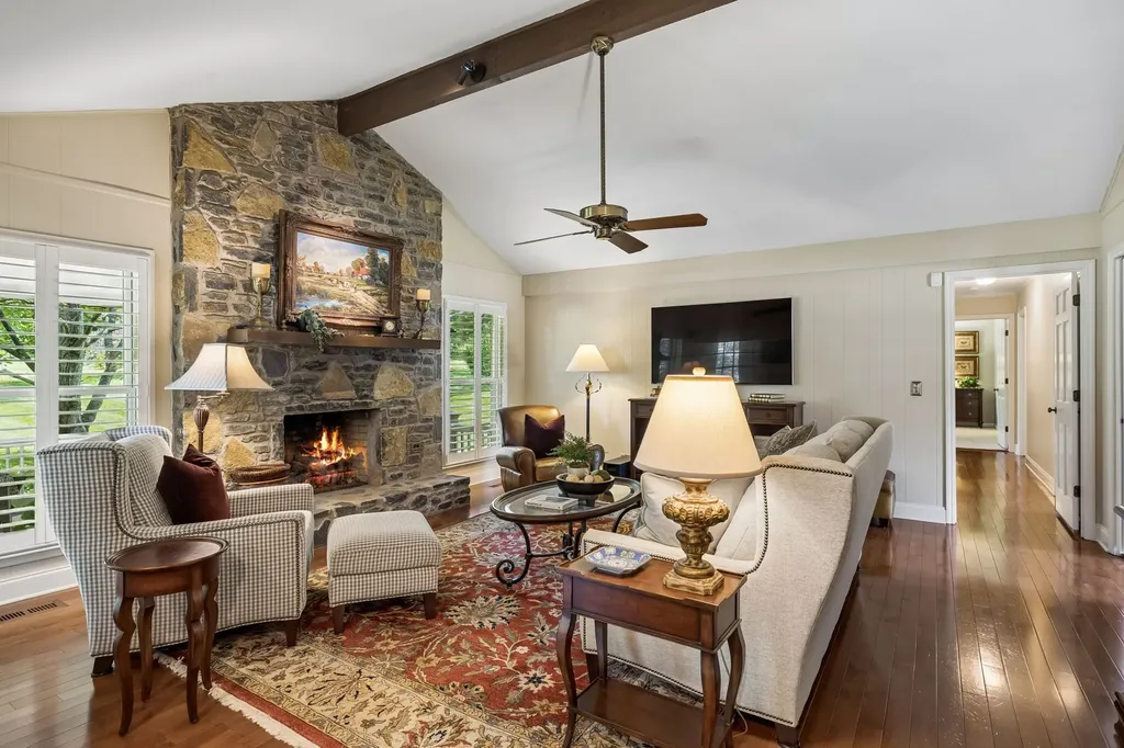 8136 Moores Lane Brentwood TN 37027