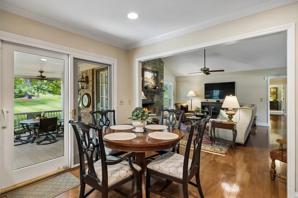 8136 Moores Lane Brentwood TN 37027