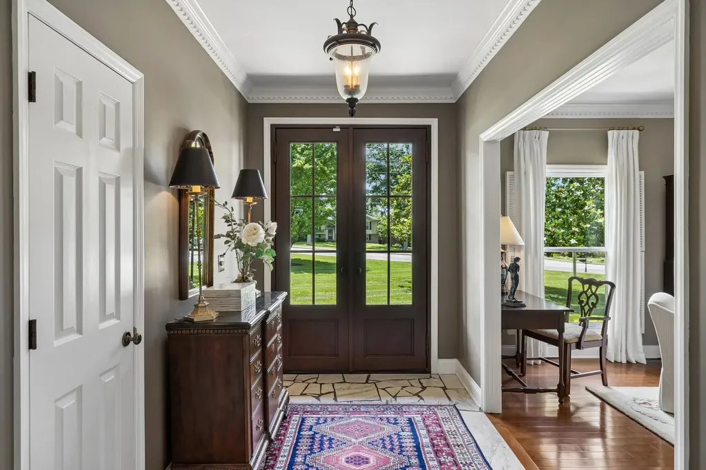 8136 Moores Lane Brentwood TN 37027