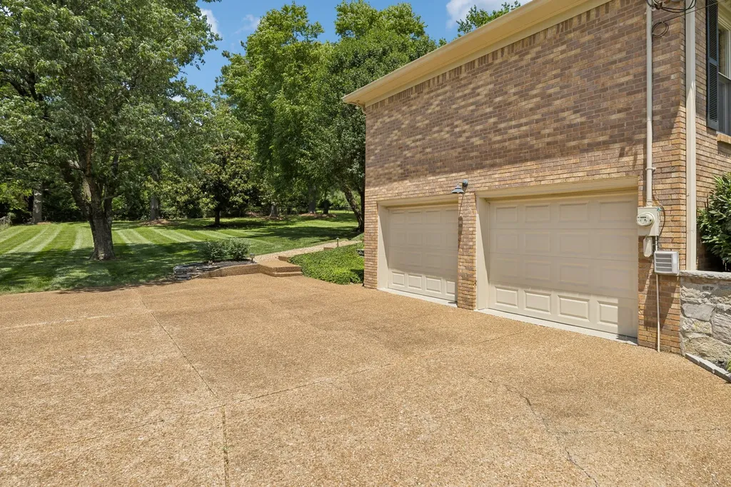 8136 Moores Lane Brentwood TN 37027