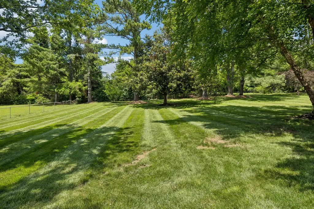 8136 Moores Lane Brentwood TN 37027