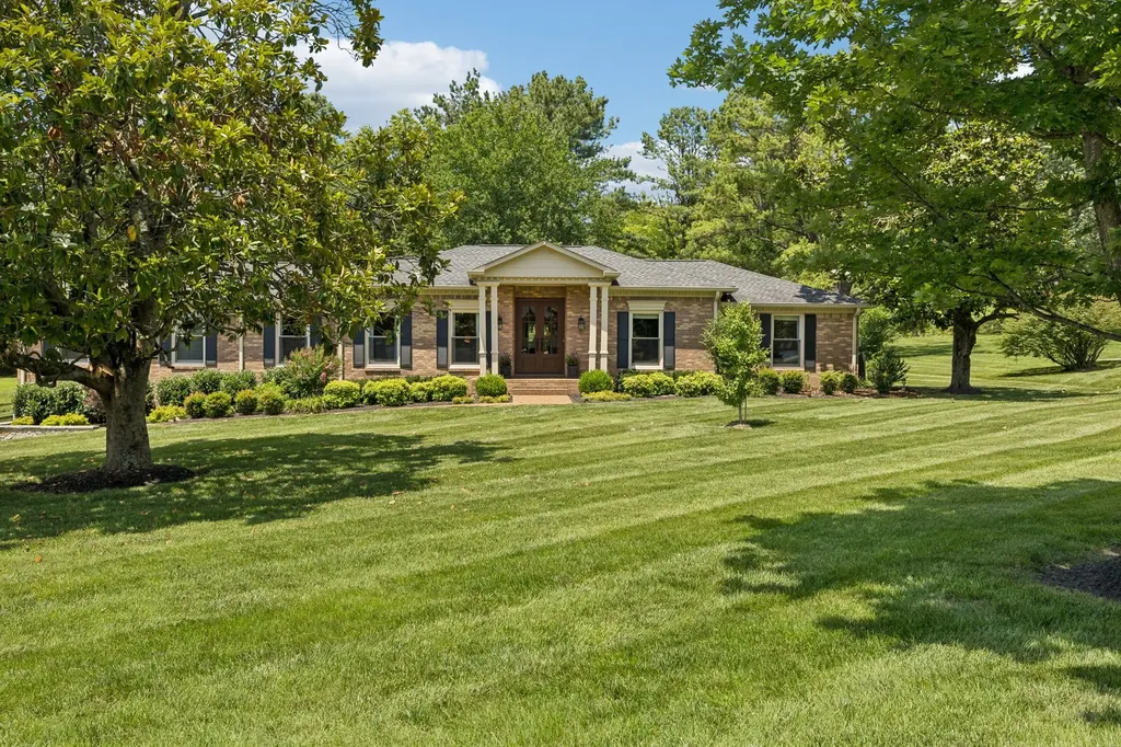 8136 Moores Lane Brentwood TN 37027