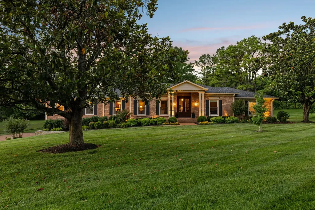 8136 Moores Lane Brentwood TN 37027