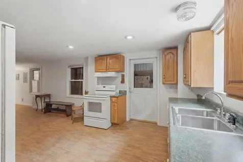1639 Eucalyptus Drive Byrdstown TN 38549