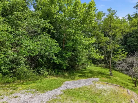 1639 Eucalyptus Drive Byrdstown TN 38549