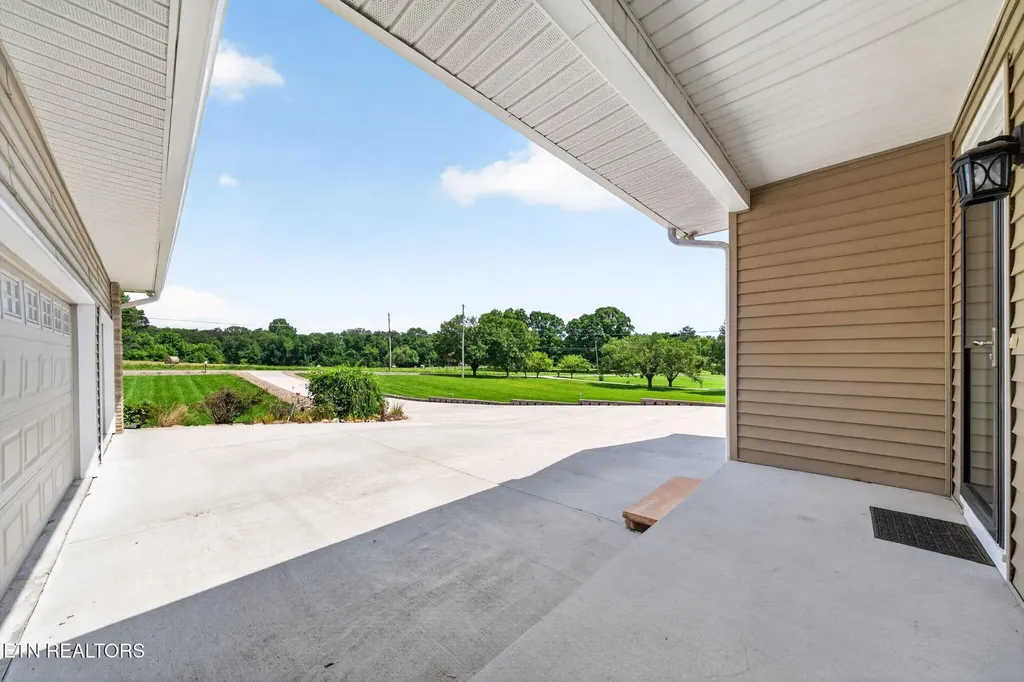 1432 Sawmill Road Crossville TN 38555