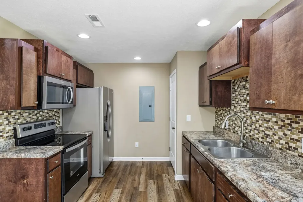 406 Hedgemont Avenue Fayetteville TN 37334