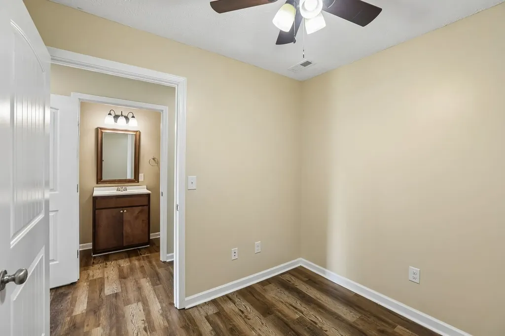 406 Hedgemont Avenue Fayetteville TN 37334
