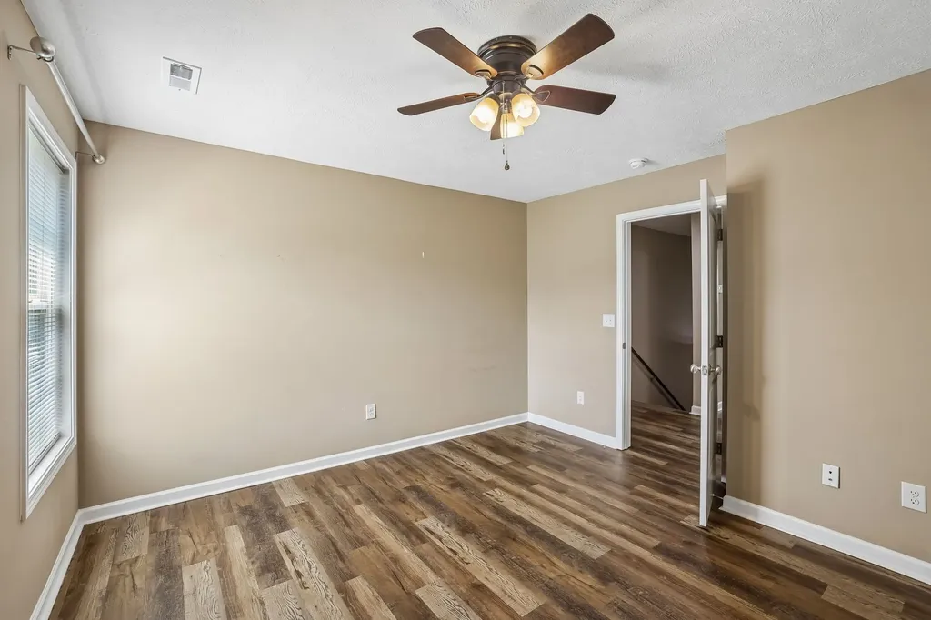 406 Hedgemont Avenue Fayetteville TN 37334
