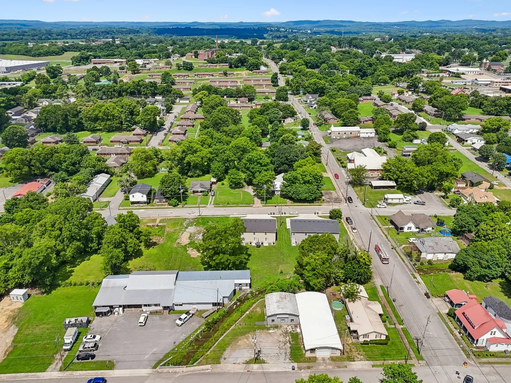 406 Hedgemont Avenue Fayetteville TN 37334