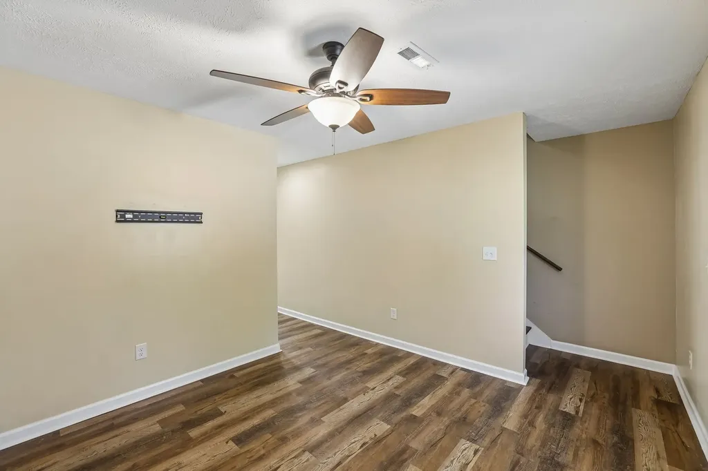 406 Hedgemont Avenue Fayetteville TN 37334