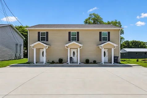 406 Hedgemont Avenue Fayetteville TN 37334