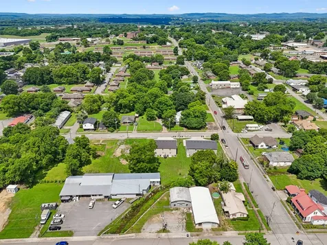 406 Hedgemont Avenue Fayetteville TN 37334