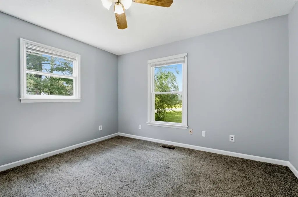 609 Hawkersmith Road Tullahoma TN 37388