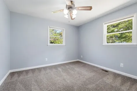 609 Hawkersmith Road Tullahoma TN 37388