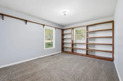 609 Hawkersmith Road Tullahoma TN 37388