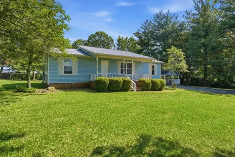 609 Hawkersmith Road Tullahoma TN 37388