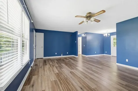609 Hawkersmith Road Tullahoma TN 37388