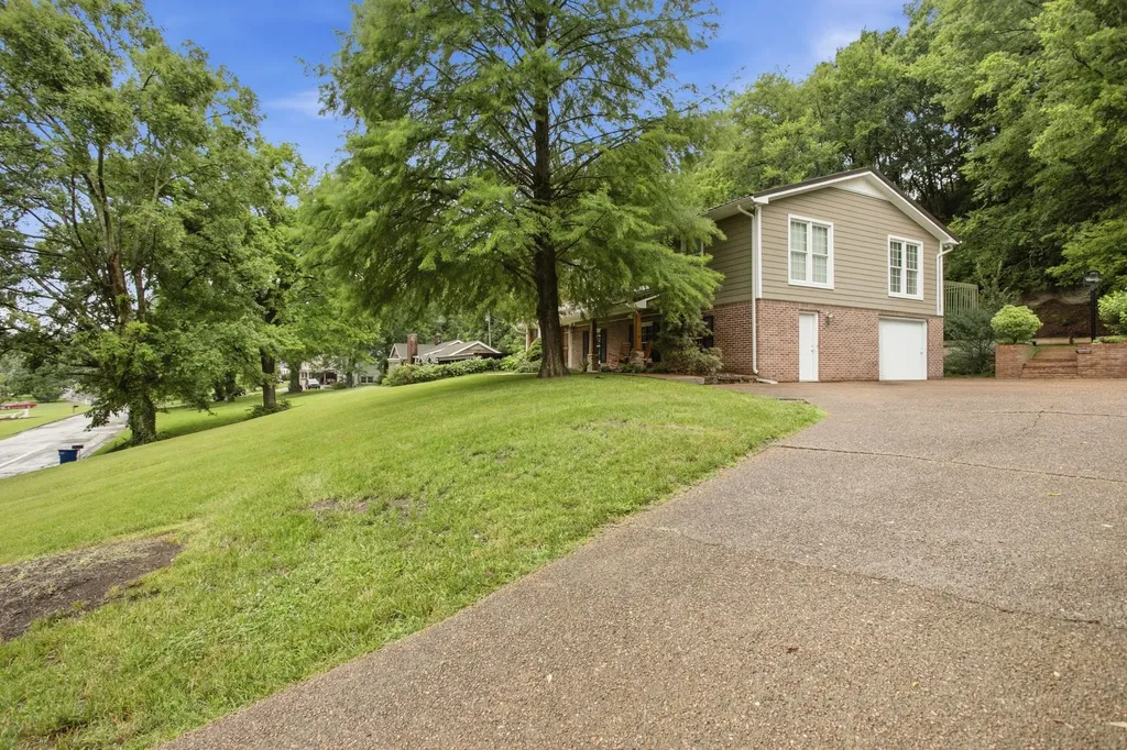 104 Fairview Drive Mount Pleasant TN 38474