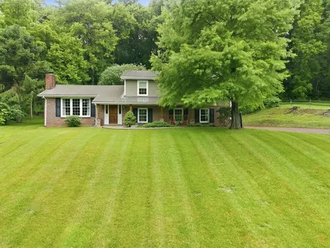 104 Fairview Drive Mount Pleasant TN 38474