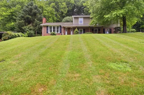 104 Fairview Drive Mount Pleasant TN 38474