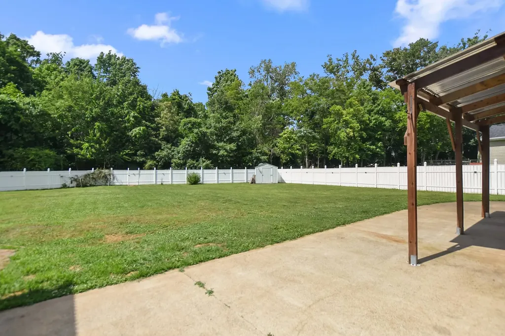 3464 Heatherwood Trace Clarksville TN 37040