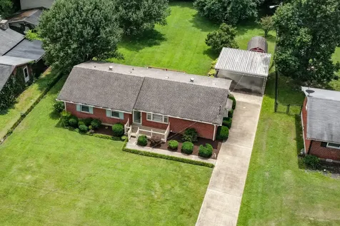 102 Robinhood Circle Hendersonville TN 37075