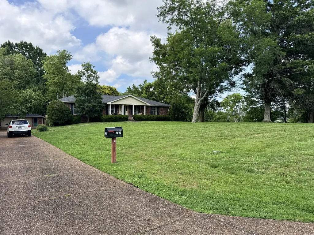 717 Preston Road Antioch TN 37013